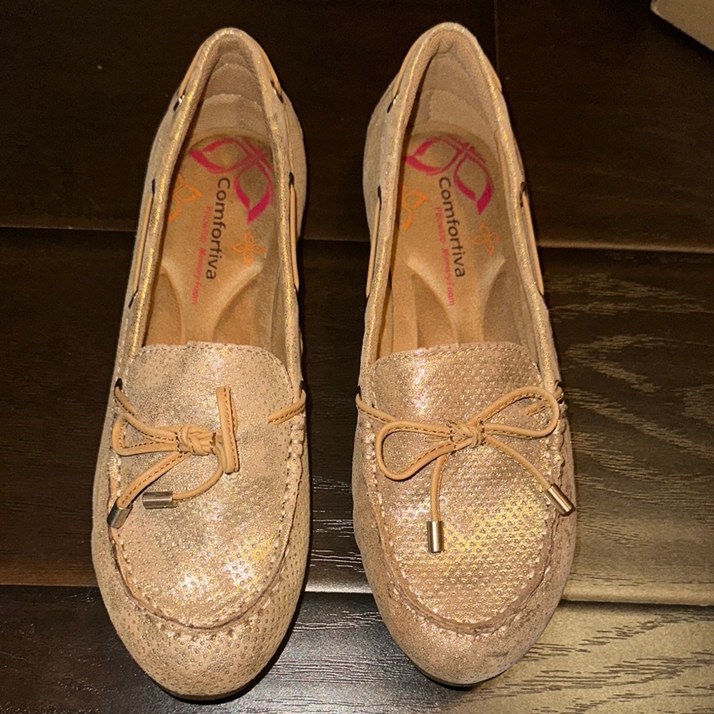Comfortiva Mindy II Women's Gold Loafers